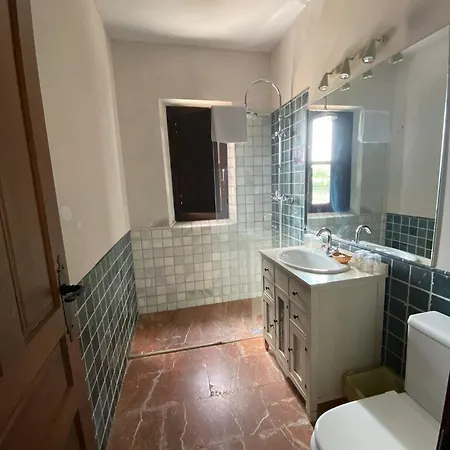 Отель Rural Centro De Arribes Альдеадавила-де-ла-Рибера